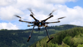 Hexacopter Eigenbau mit 2220 mAh 3s Lipo GPS und CC3D