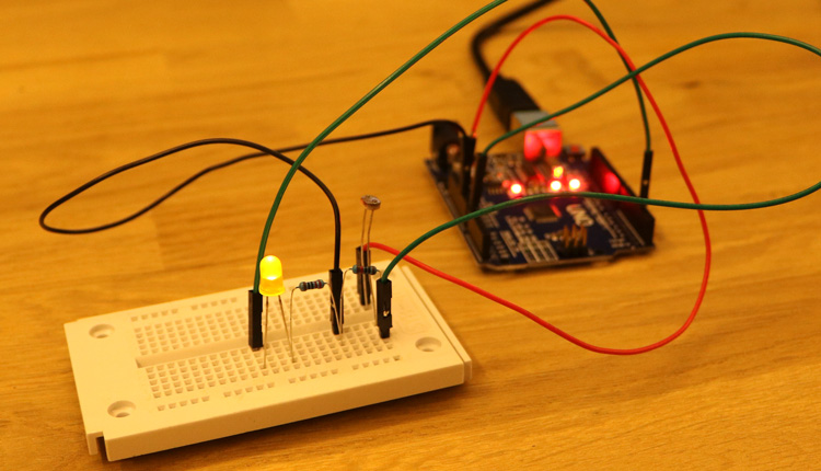 Ardunio Twilight Sensor Switch with LDR Photo Resistor